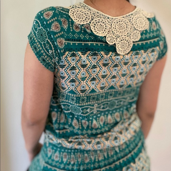 Boho Emerald Tunic - Picture 2 of 6